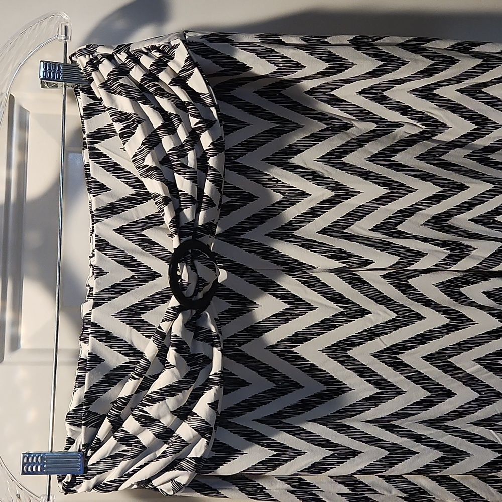 Robert Louis Pants View 2